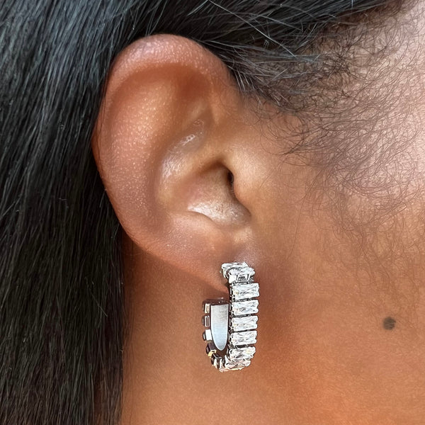 Tatiana Hoop Earrings – JxALLURE